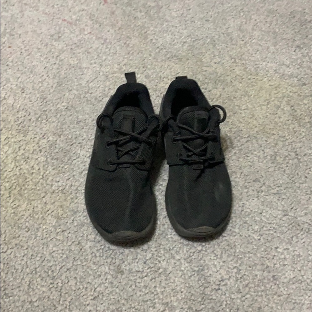 Kids sneakers